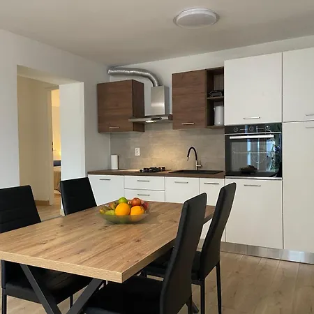 Eugen Apartamento *